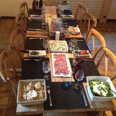 Spacious Ski Chalet In Traditional French Village, Sleeps 8, Four Star With Fibre Broadband Abondance Exterior photo