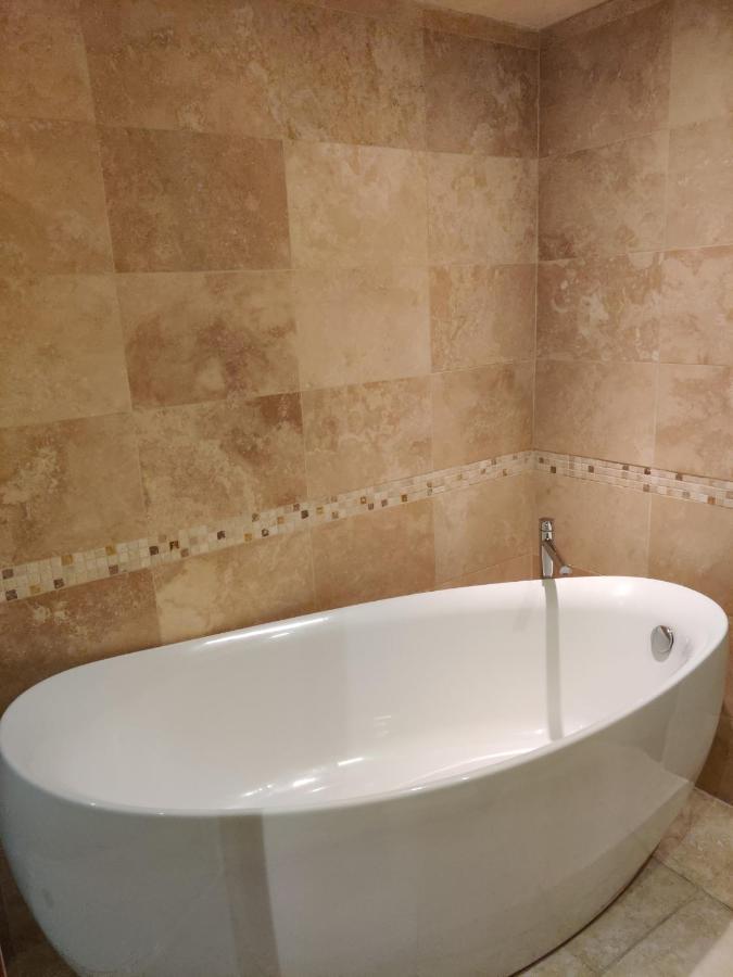 Spacious In Traditional French Village, Sleeps 8, Four Star With Fibre Broadband * Abondance