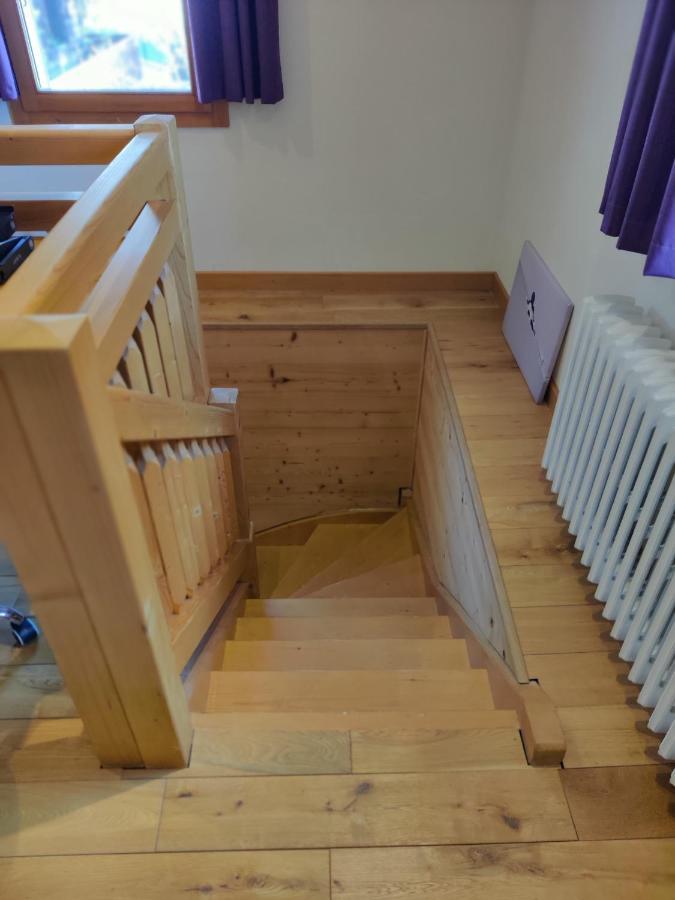 Spacious In Traditional French Village, Sleeps 8, Four Star With Fibre Broadband Chalet Abondance
